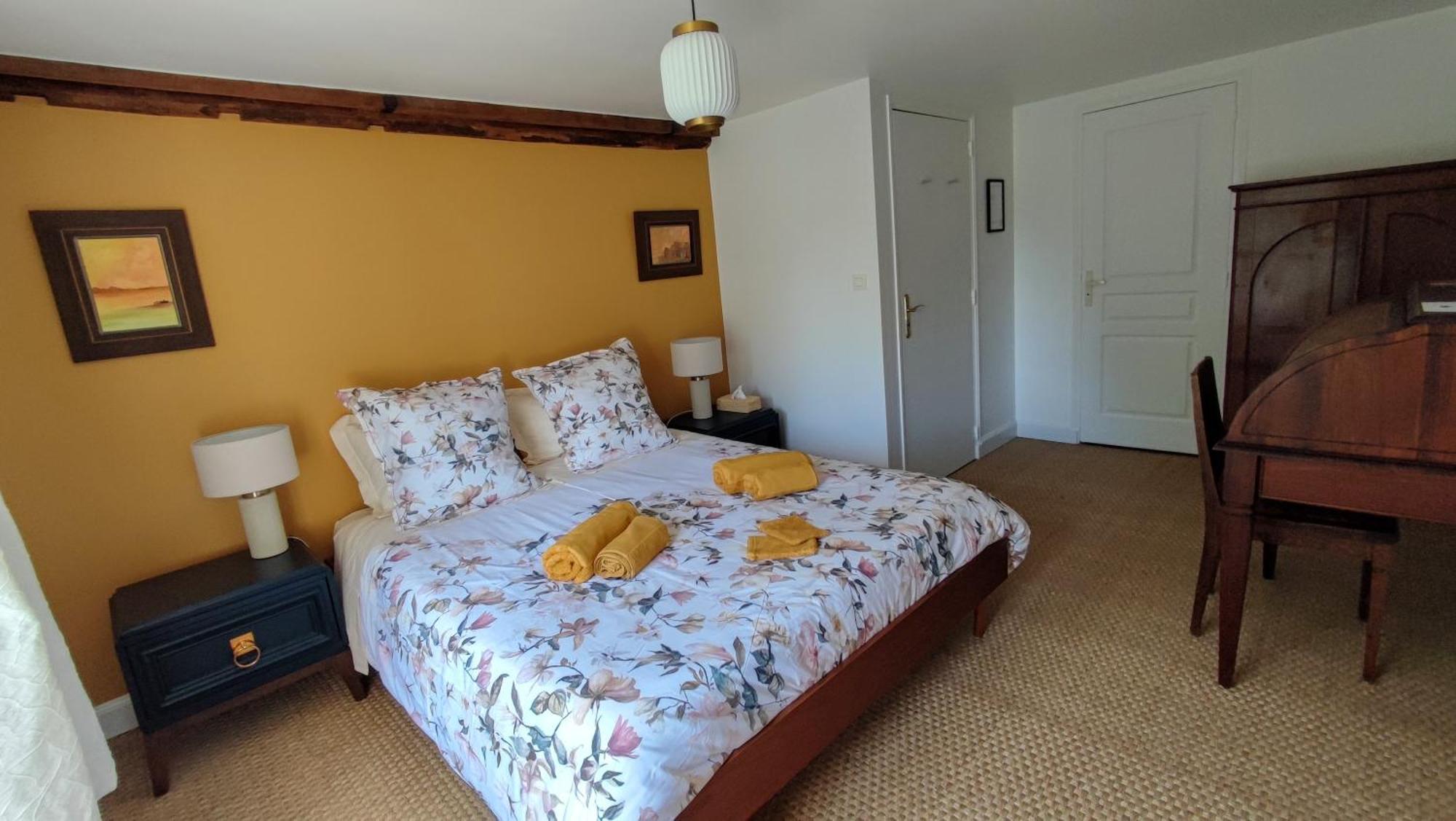 Le Moulin Grenon Bed and Breakfast Mézilles Εξωτερικό φωτογραφία